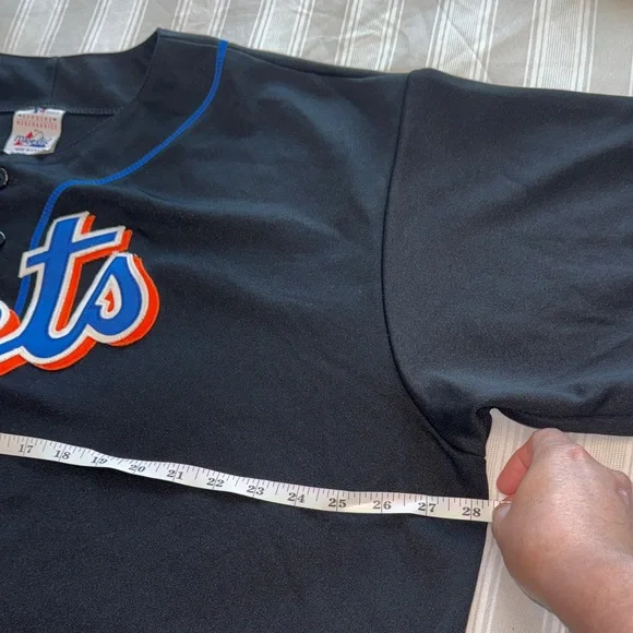 Majestic Black Jersey with Blue and Orange Mets Logo - Picture 6 of 8